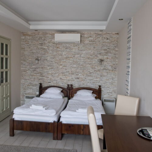 Apartament 3-osobowy Deluxe z widokiem na dziedziniec z 1 pomieszczeniem sypialnianym