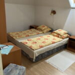 Whole House Art 3-Room Apartment for 6 Persons (extra beds available)