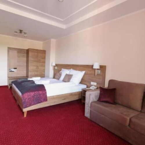 Pokój 4-osobowy z łazienką z telewizorem LCD/plazmą