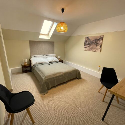 Camera dubla la mansardă