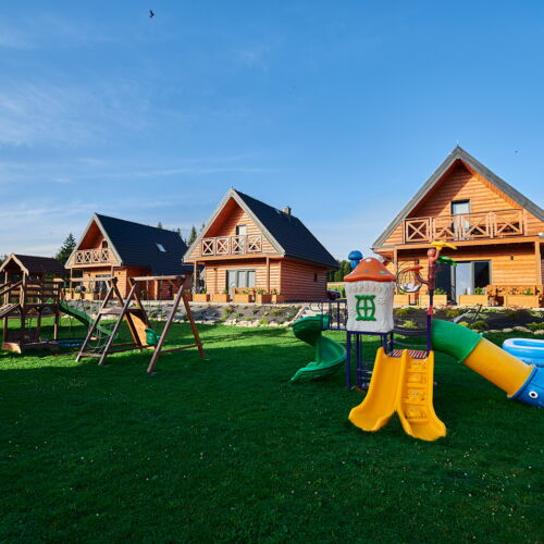 Domek całoroczny 7-osobowy z tarasem z widokiem na góry (możliwa dostawka)