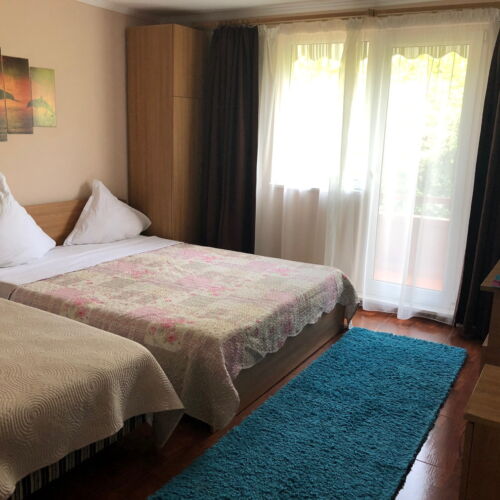 Pokoj pro 3 os. na poschodí v přízemí