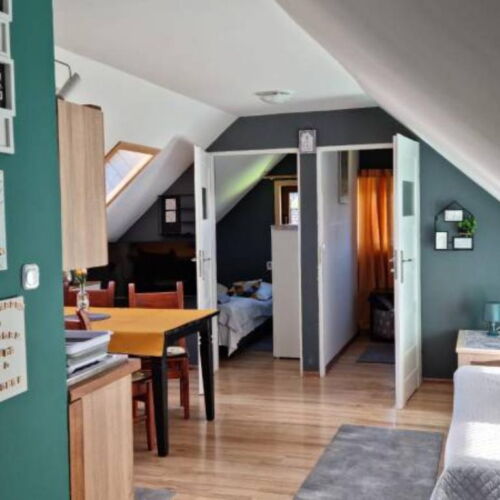 Domek drewniany 5-osobowy z dostępem do ogrodu z widokiem na góry