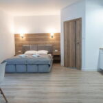 2-Zimmer-Apartment für 4 Personen mit Lcd/Plazma Tv und Dusche