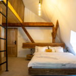 Deluxe Pokoj s manželskou postelí v podkroví