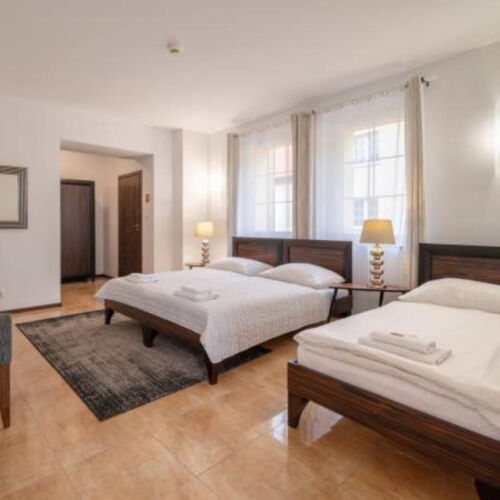 Pokój 3-osobowy z łazienką z telewizorem LCD/plazmą