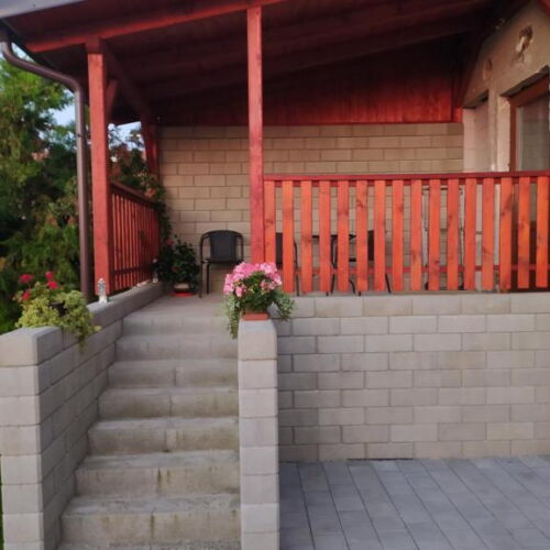 Rodinný Apartman pro 4 os. s 1 ložnicí s výhledem do dvora