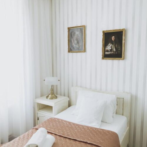 Pokoj se sprchou  pro 1 os.