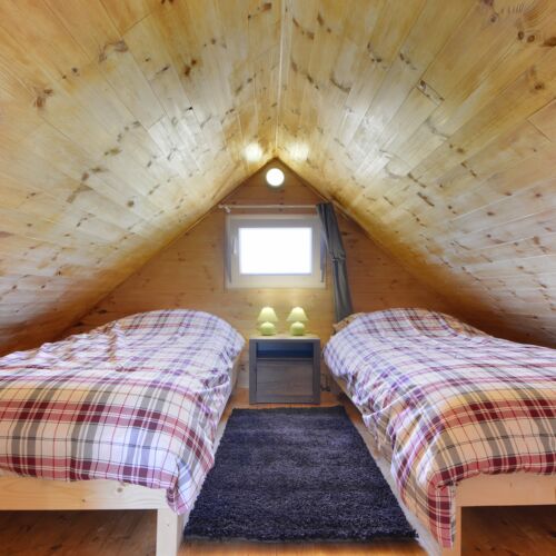 Chalet for 6 Persons with Shower and Garden