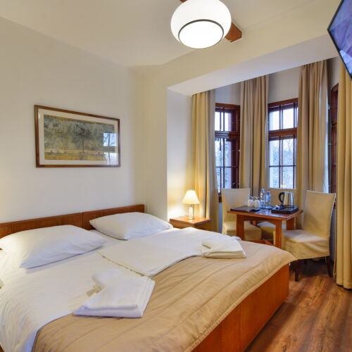 Apartament cu vedere spre munte cu vedere spre grădină cu 2 camere pentru 4 pers.