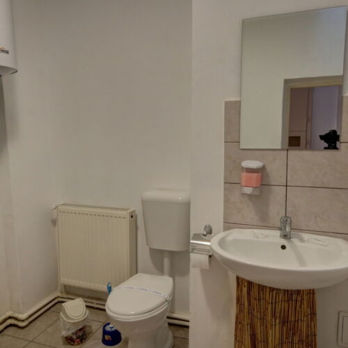 Camera dubla standard la etaj