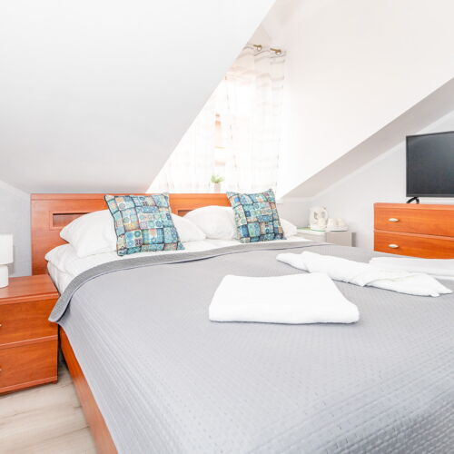 Pokój 3-osobowy na piętrze z łazienką