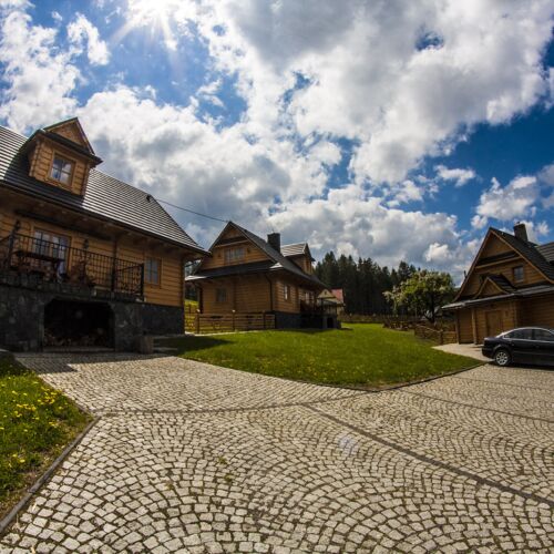 Roubenka (jako celek) pro 10 os. s výhledem na hory celý Dům (s možností přistýlky)