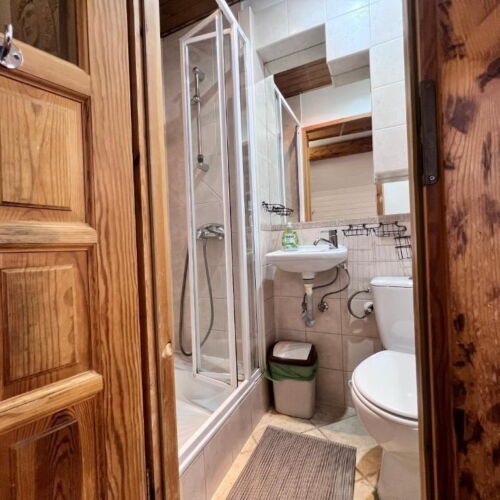 Pokój 2-osobowy na piętrze z widokiem na góry