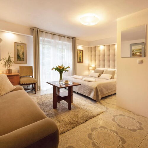 Pokój 2-osobowy na parterze (możliwa dostawka)