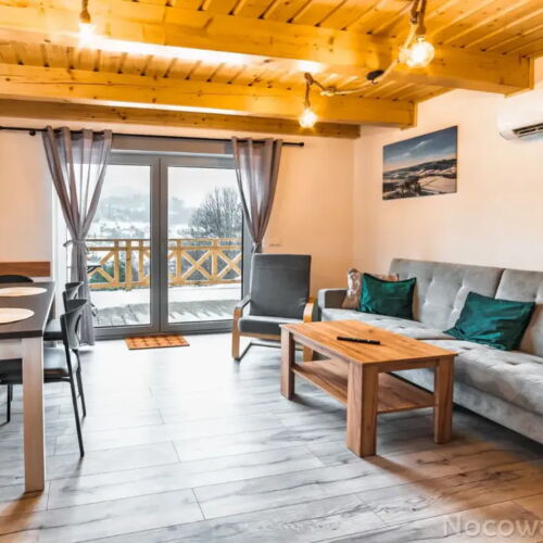 Forest View Mountain View Holiday Home for 6 Persons