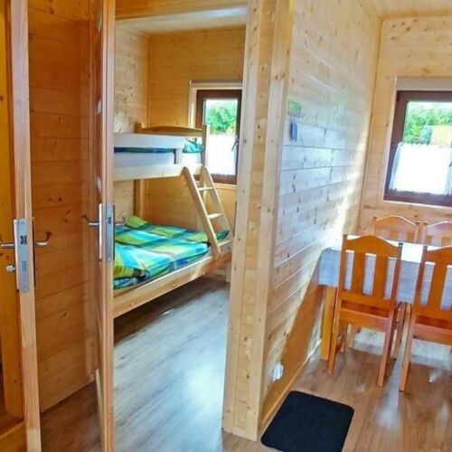 Chata (jako celek) tV s plochou obrazovkou pro 4 os. na přízemí