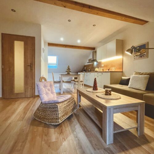 Manzárd Apartman s vlastní kuchyní pro 3 os. (s možností přistýlky)