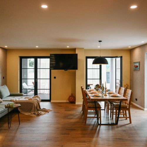 Casă de vară pentru 6 pers. (se inchirieaza doar integral)