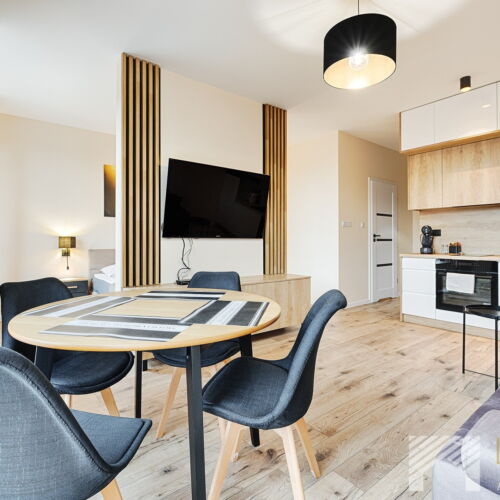 Apartament 4-osobowy z 2 pomieszczeniami sypialnianymi