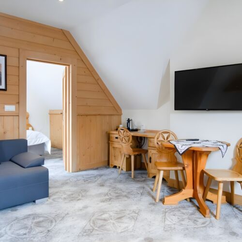 Apartament 4-osobowy 