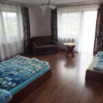 Mountain View Upstairs 2-Room Apartment for 6 Persons