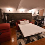 Podrumski Art apartman za 2 osoba(e) sa 1 spavaće(om) sobe(om)