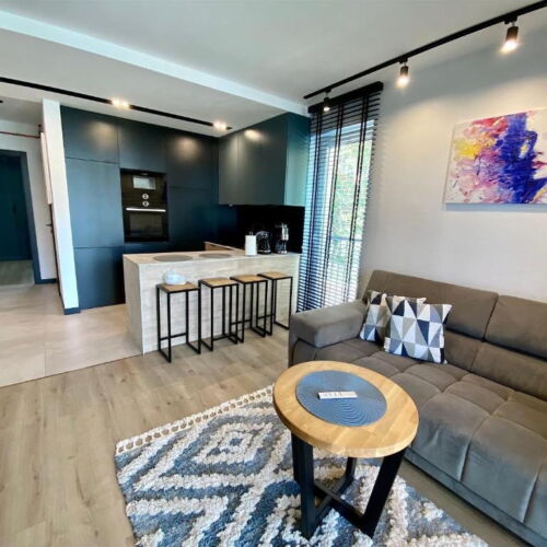 Apartament la etaj cu balcon cu 1 camera pentru 4 pers.