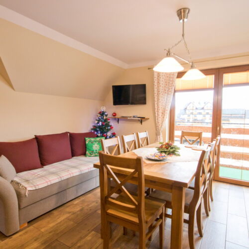 Apartament 9-osobowy z 4 pomieszczeniami sypialnianymi