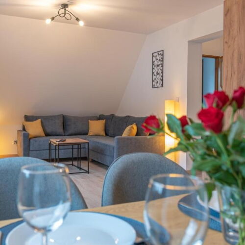 2-Zimmer-Apartment für 4 Personen mit Eigner Küche und Aussicht auf den Garten