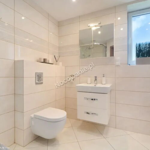 Apartament 5-osobowy z łazienką z widokiem na góry z 1 pomieszczeniem sypialnianym