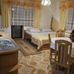 2-Zimmer-Apartment für 5 Personen mit Balkon und Eigner Küche (Zusatzbett möglich)