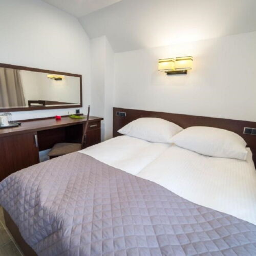 Camera dubla cu balcon