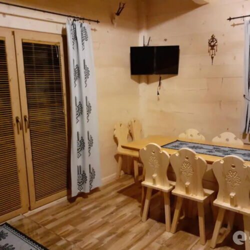 Domek drewniany 6-osobowy z widokiem na góry