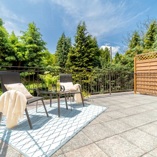 Camera tripla cu terasă