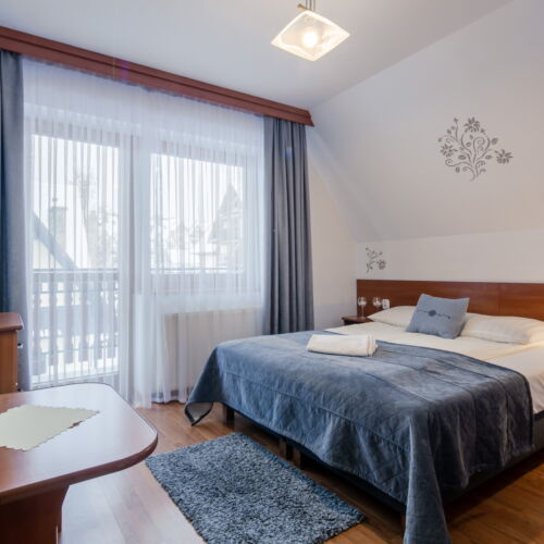 Pokój 2-osobowy Standard z balkonem