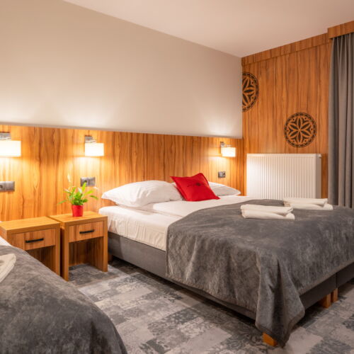 Pokój 4-osobowy Superior z balkonem