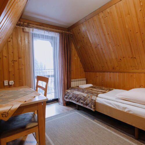 Pokój 3-osobowy z balkonem z łazienką