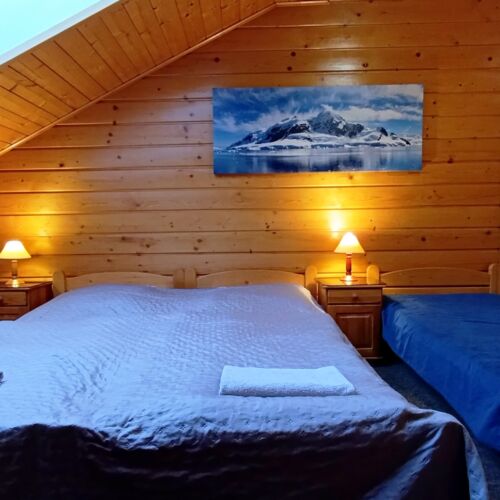 Pokój 3-osobowy z telewizorem LCD/plazmą z prysznicem