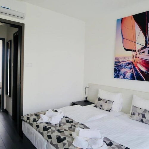 Pokój 4-osobowy w budynku głównym Deluxe