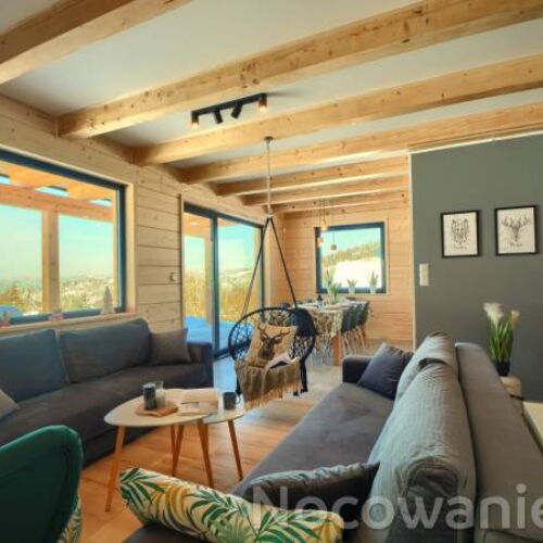 Domek drewniany 10-osobowy z dostępem do ogrodu z widokiem na góry