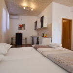 Klimatiziran Prizemni apartman za 2 osoba(e) sa 1 spavaće(om) sobe(om)