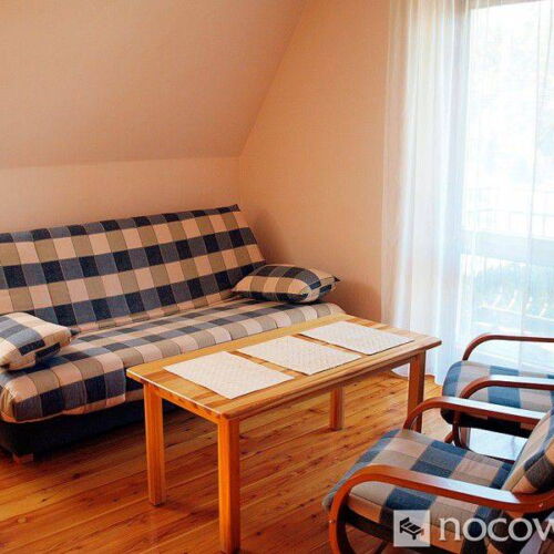 Apartament 4-osobowy z łazienką z 2 pomieszczeniami sypialnianymi (możliwa dostawka)