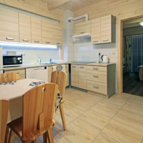 Domek drewniany 9-osobowy cały dom z widokiem na góry