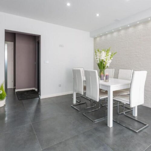 Apartament 6-osobowy z dostępem do ogrodu z widokiem na góry