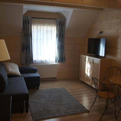 Apartament 3-osobowy z dostępem do ogrodu z prysznicem