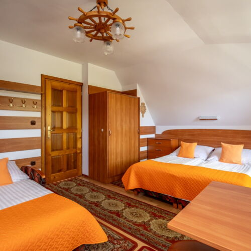 Pokój 3-osobowy z balkonem z łazienką