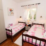 Business Junior 3-Room Apartment for 5 Persons
