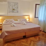 Apartments and Room Adriana Starigrad Paklenica