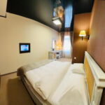 Comfort Upstairs 2-Room Suite for 4 Persons